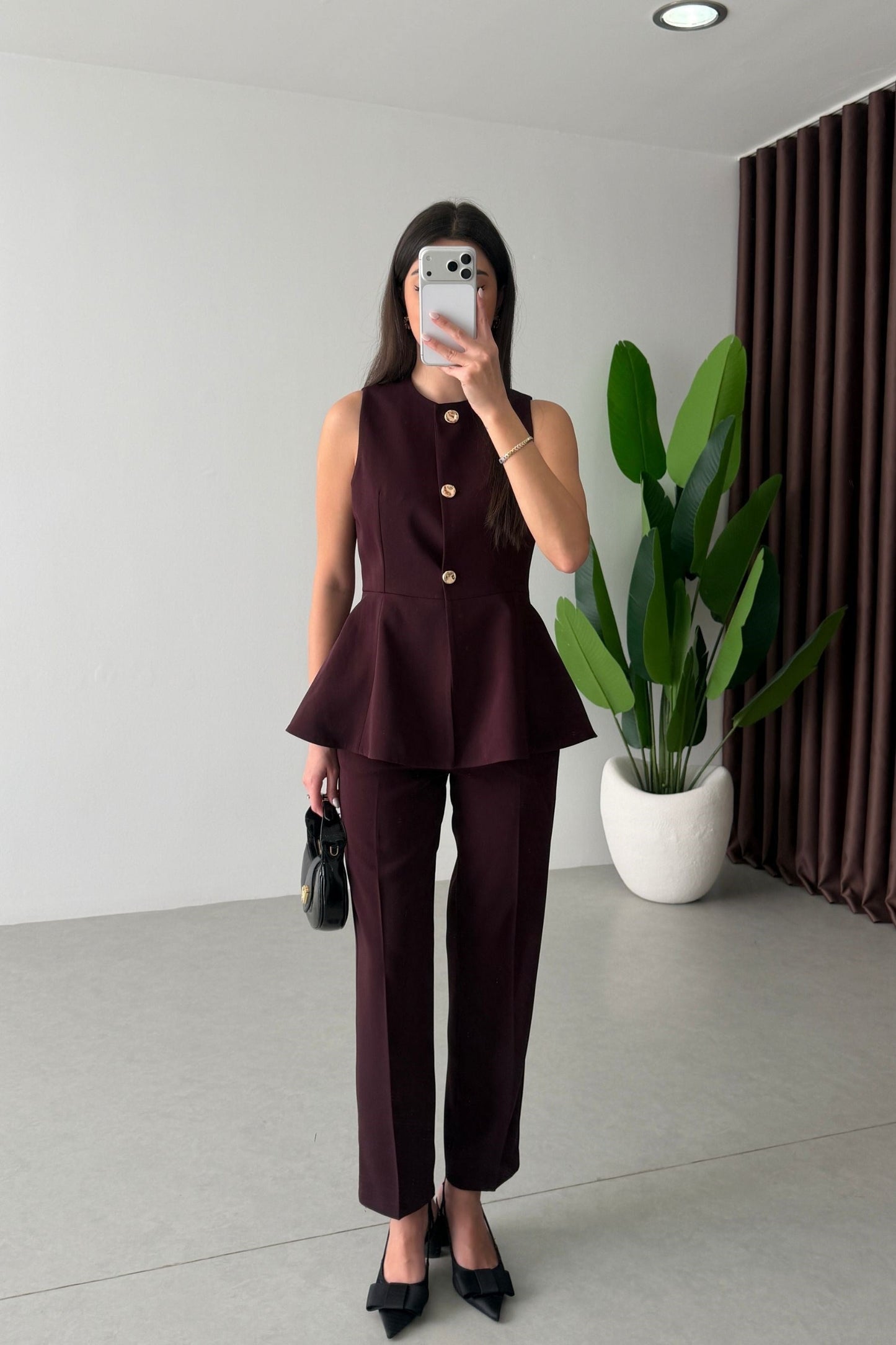 WAISTCOAT RUFFLE AND PANT SET