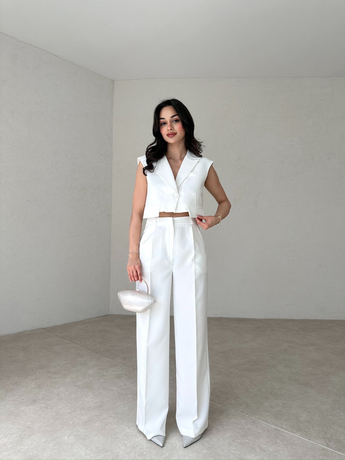 Sleeveless cropped blazer and pant set