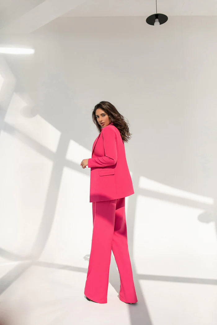 Double breasted with belt