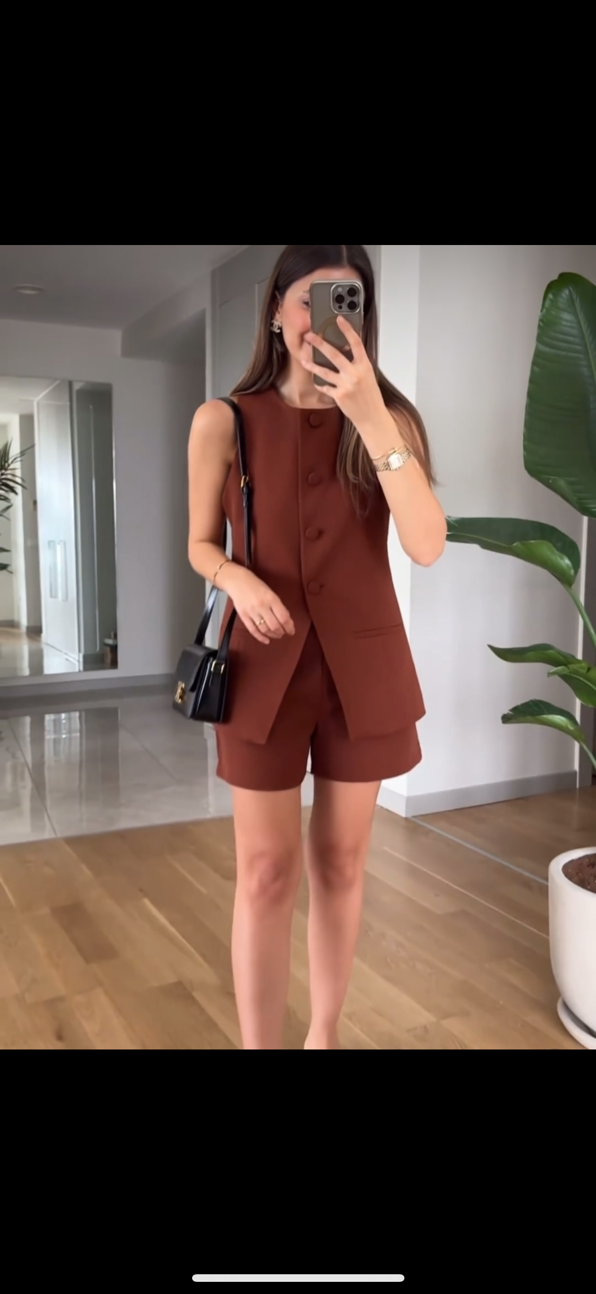 Sleeveless blazer and shorts sales
