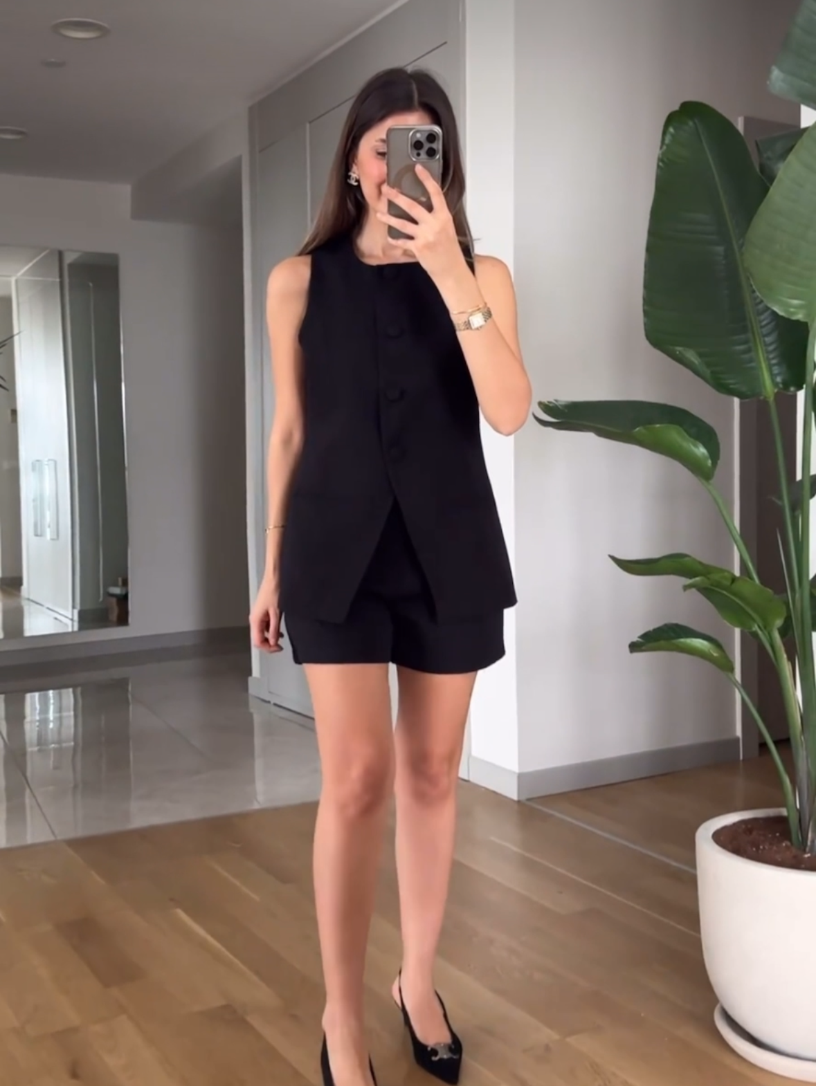 Sleeveless blazer and skirt/shorts set