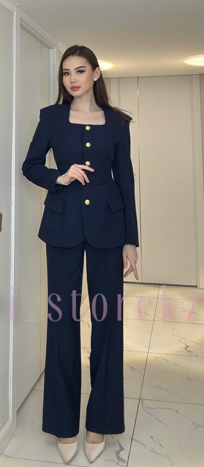 Golden buttoned suit