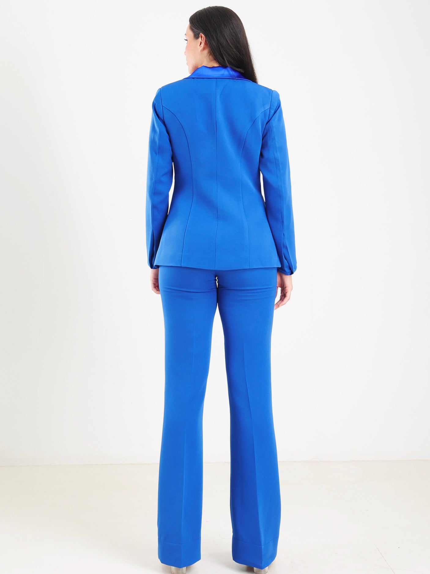 Satin collar pantsuit