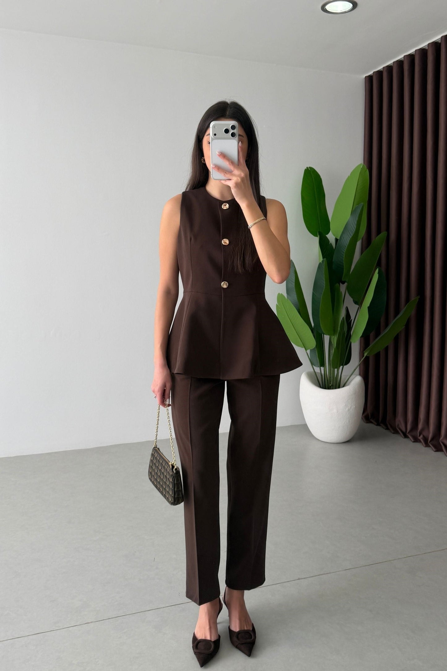 WAISTCOAT RUFFLE AND PANT SET